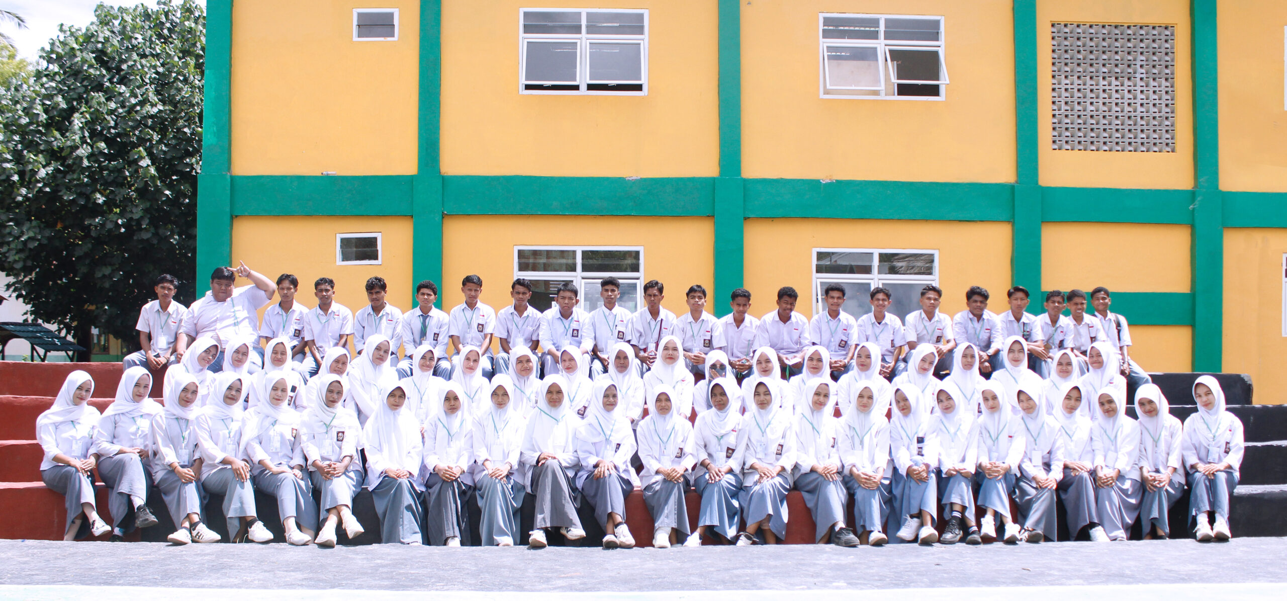 PENGUMUMAN KELULUSAN PESERTA DIDIK KELAS XII MA NUR SALAM LEWOLEBA TAHUN AJARAN 2025/2026